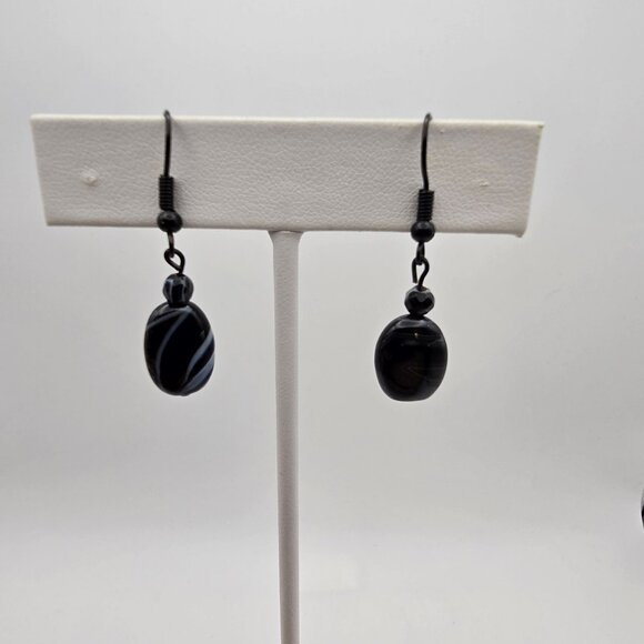 Women's Beaded Marbled Black/Gray Agate Stone Dangle Drop Hook Back Earrings - Picture 4 of 9